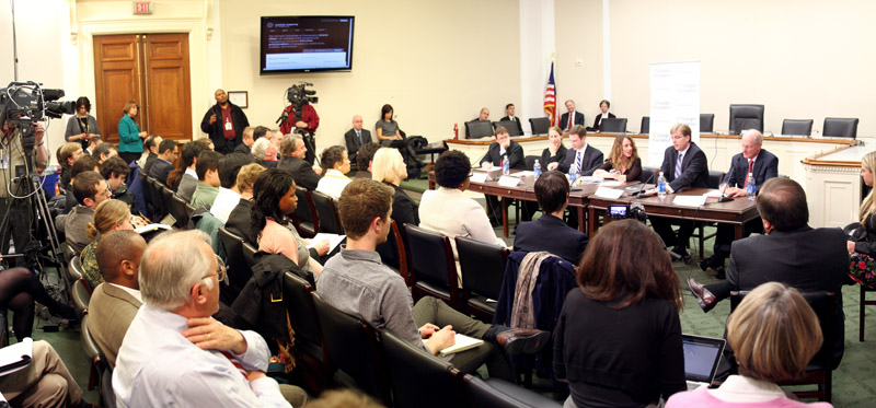 A panoramic photo of the committee room during the Sunlight Foundation's event on lobbying reform.