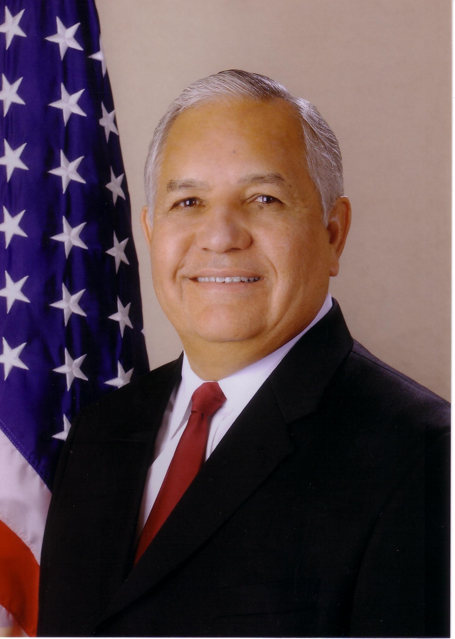 Official photo of Silvestre Reyes, courtesy of Rep. Reyes' office