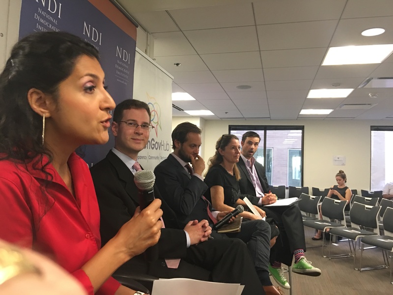 PopVox co-founder Rachna Choudary speaks at an OpenGovHub forum on open government in Congress, with Daniel Schuman, Travis Moore, Lorelei Kelley and Seamus Kraft looking on.