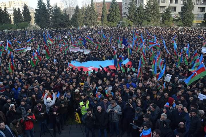 A January 19 rally in support of political prisoner Mehman Huseynov. Three days later, the prosecutors office announced it was dropping charges it had recently made against him. (Photo: Musavat Party. Used first on Eurasianet)